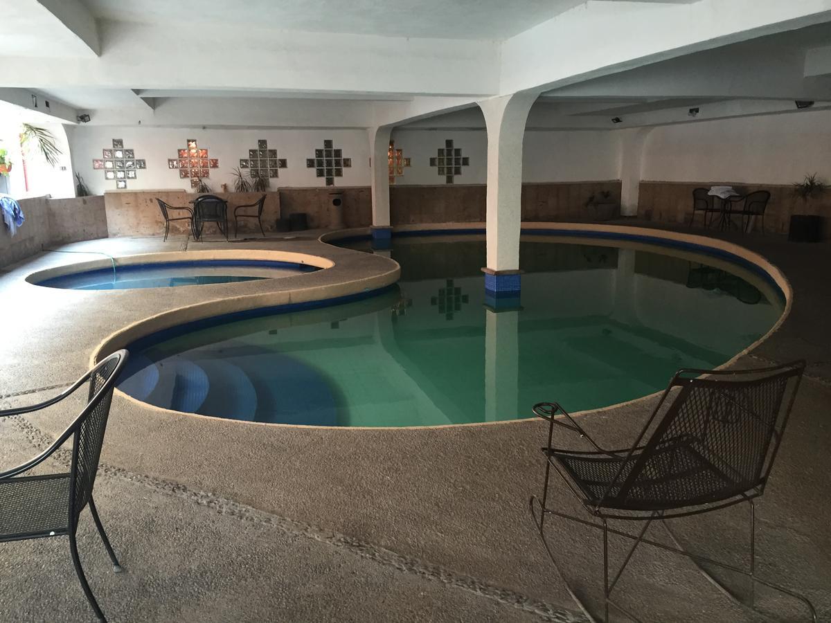 Los Nogales Inn Camargo 외부 사진