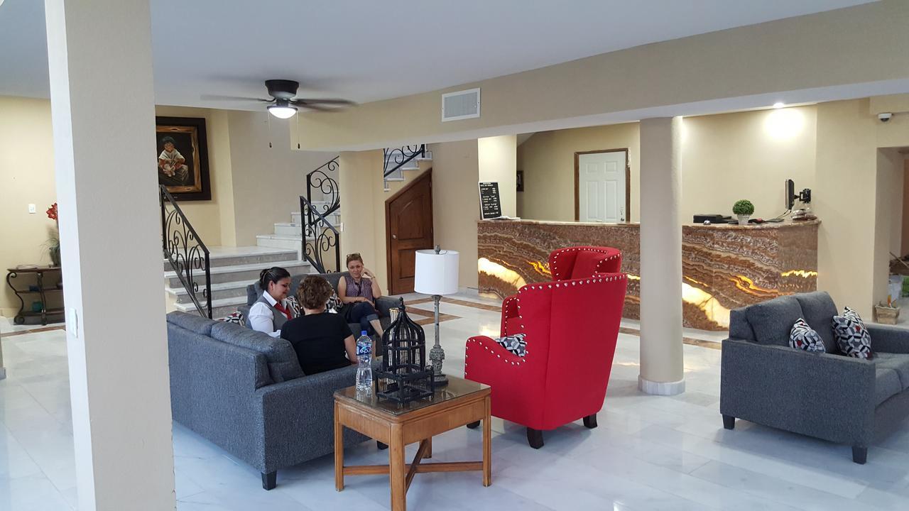Los Nogales Inn Camargo 외부 사진