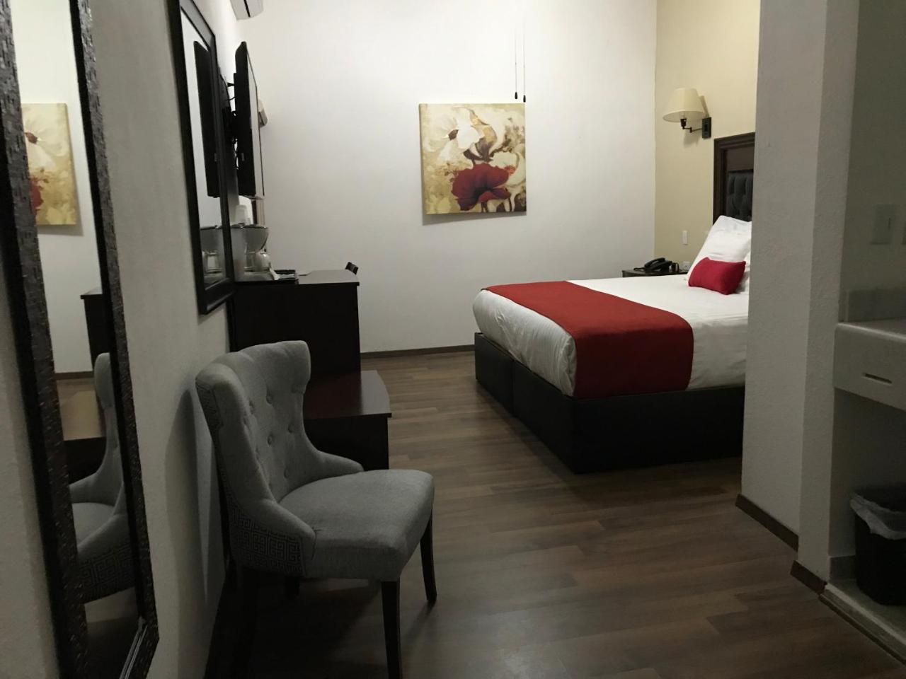 Los Nogales Inn Camargo 외부 사진